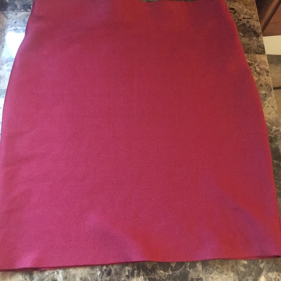 Red Bandage skirt - Picture 2 of 2